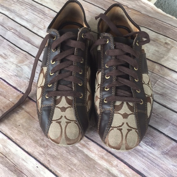 Coach women's size 11B brown /tan like New - Picture 2 of 6